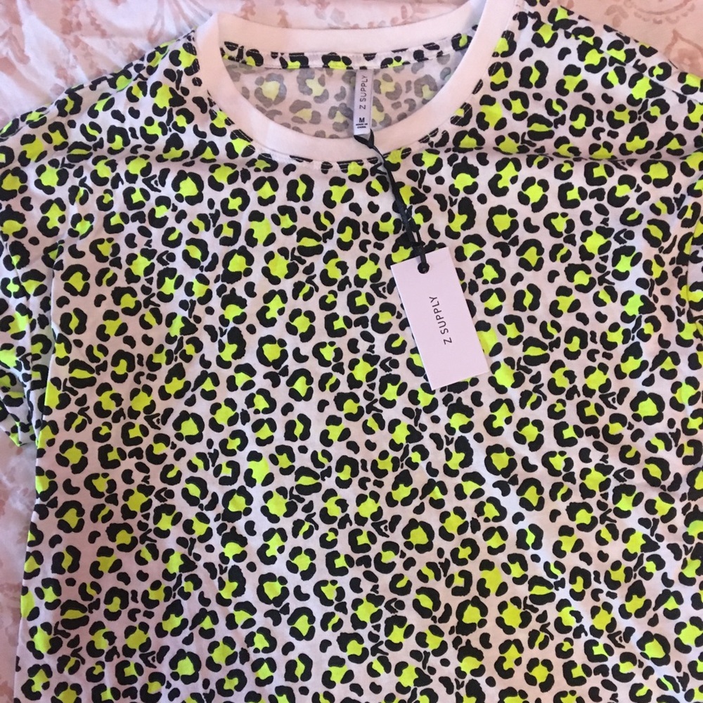 Leopard Modern Crew Tee - Picture 2 of 3